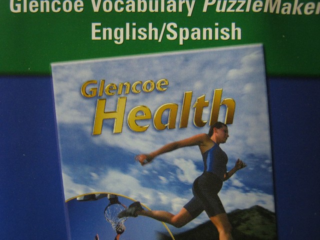(image for) Glencoe Health Vocabulary PuzzleMaker English Spanish (CD)