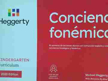 Conciencia fonemica Kindergarten Curriculum (P)(Spiral) by Michael Heggerty & Alisa VanHekken (image for) Conciencia fonemica Kindergarten Curriculum (P)(Spiral) by Michael Heggerty & Alisa VanHekken
