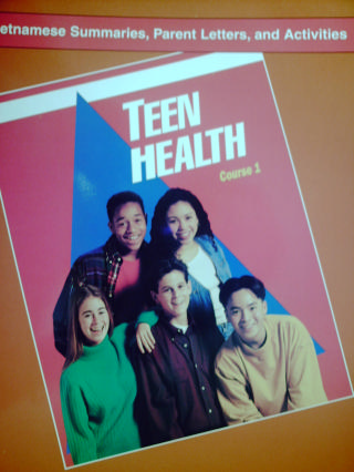 (image for) Teen Health 1 Vietnamese Summaries Parent Letters & Activitie(P)